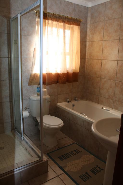 28 Kabeljauws Apartment Джефрис Бей Екстериор снимка